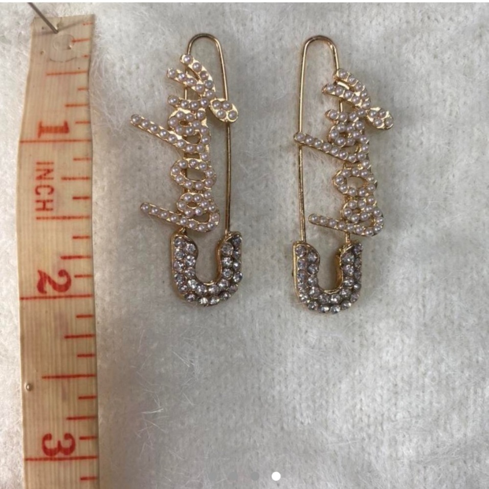 Be Baby Safety Pin Earrings - Picture 4 of 4